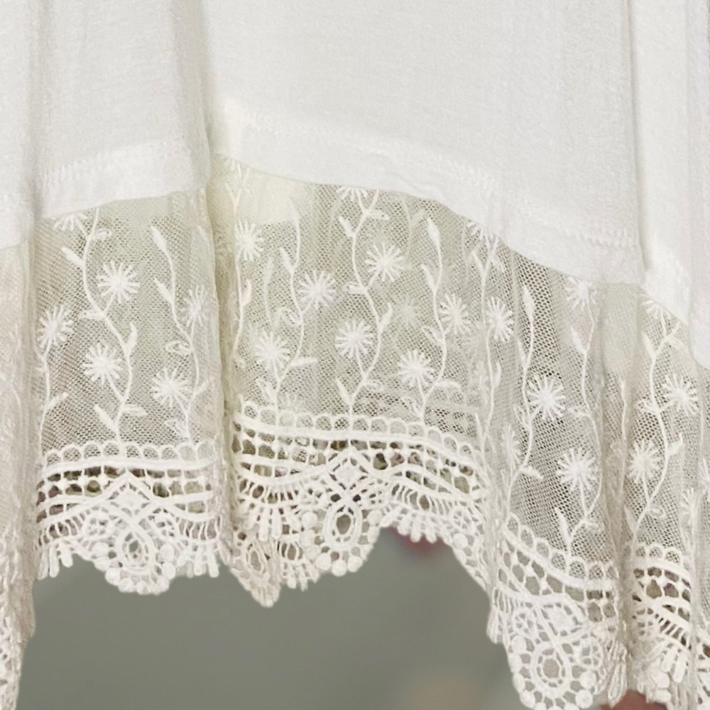 Lace tank BKE